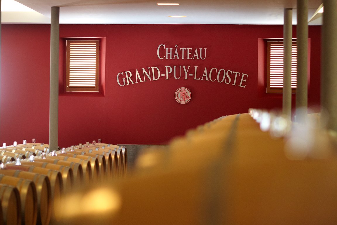 Château Grand-Puy-Lacoste logo - Barrels cellar